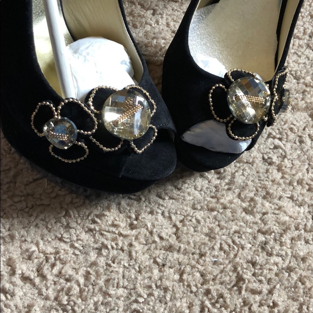 Delicious Velvet heels - Picture 6 of 6